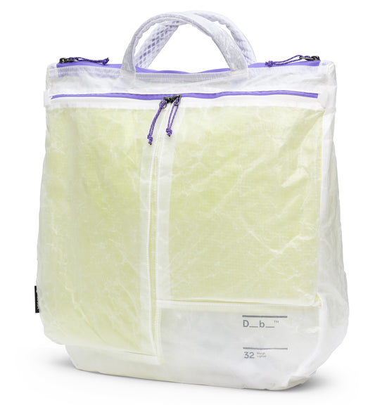 Db Weigh Lighter Helmet Bag 32Lの全体画像。スポーツや旅行に最適な、軽量かつ容量32Lのアクティブ向けヘルメットバッグです。色はAurora