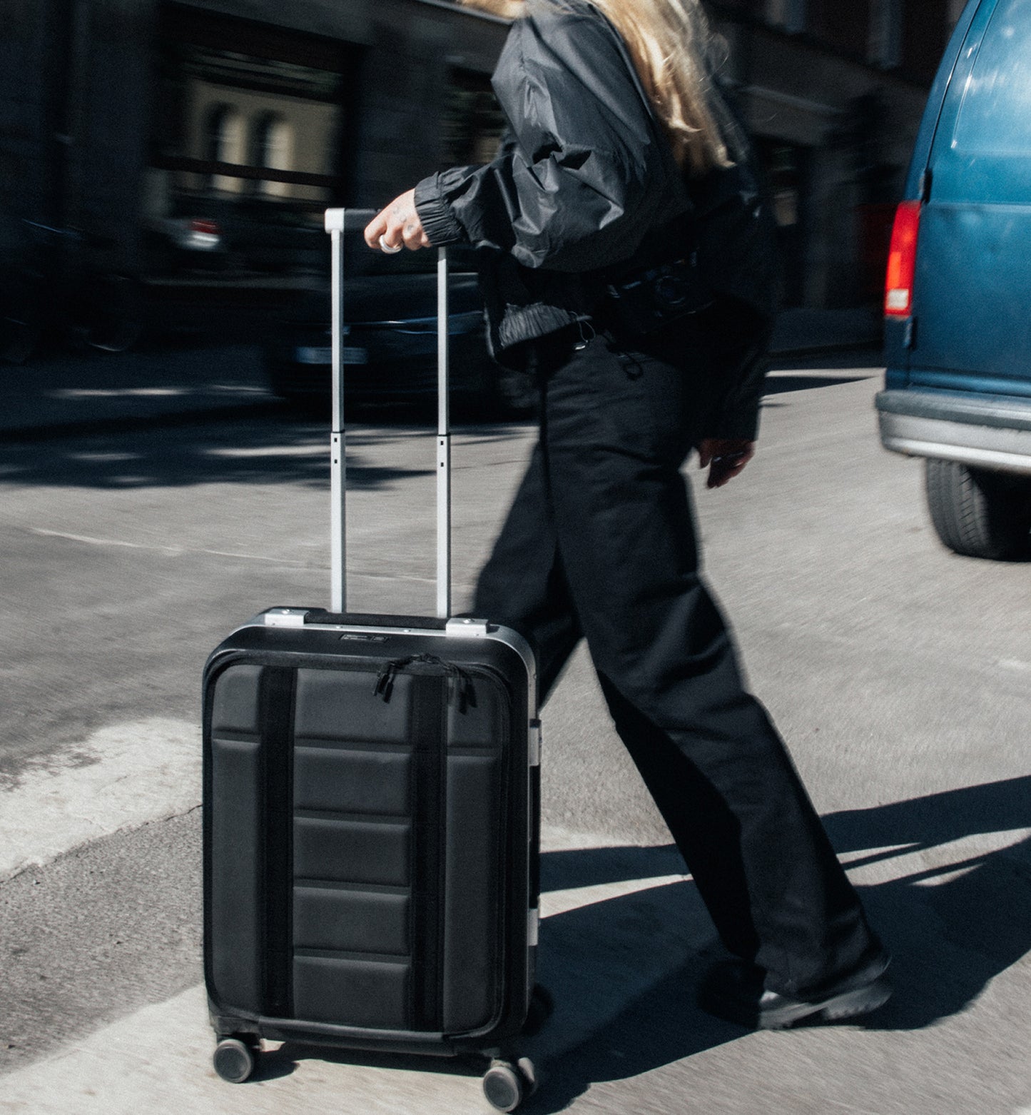 Ramverk Pro Front-access Carry-on