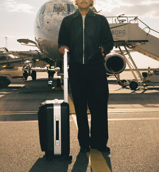 Ramverk Pro Front-access Carry-on