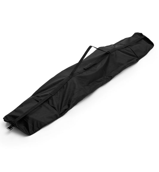 スノーボード旅行に最適なDbのトラベルバッグ「Snow Essential Snowboard Bag」の全体画像。機能的でシンプルなスノボケースです。