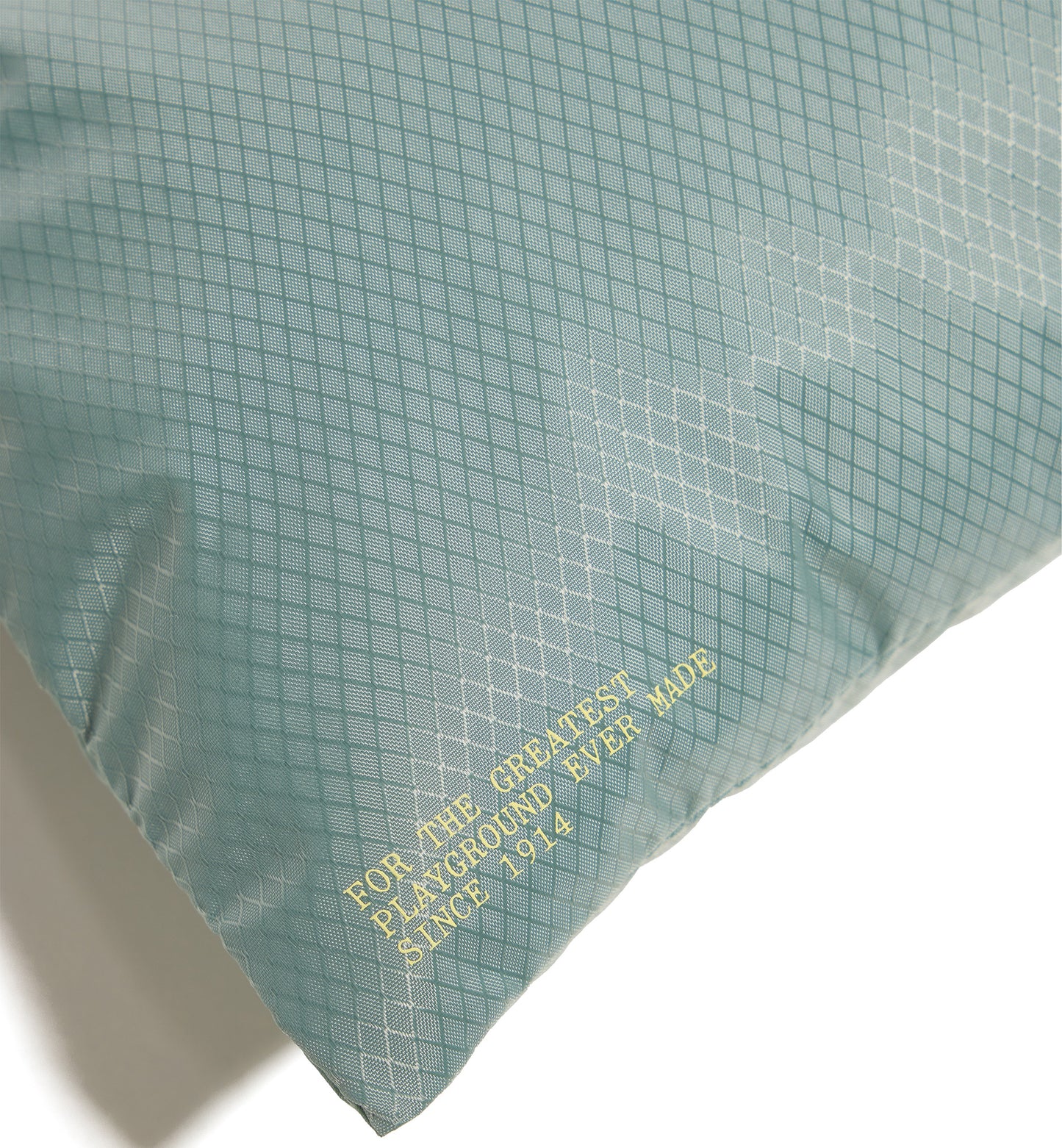 Flat accessory bag