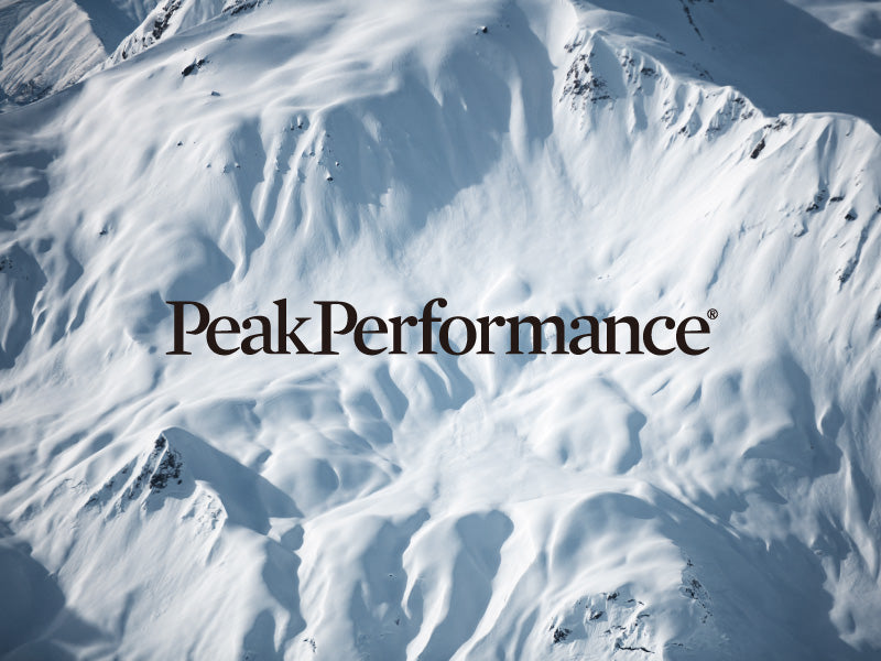 PeakPerformance SNOWウェア 第一弾入荷！