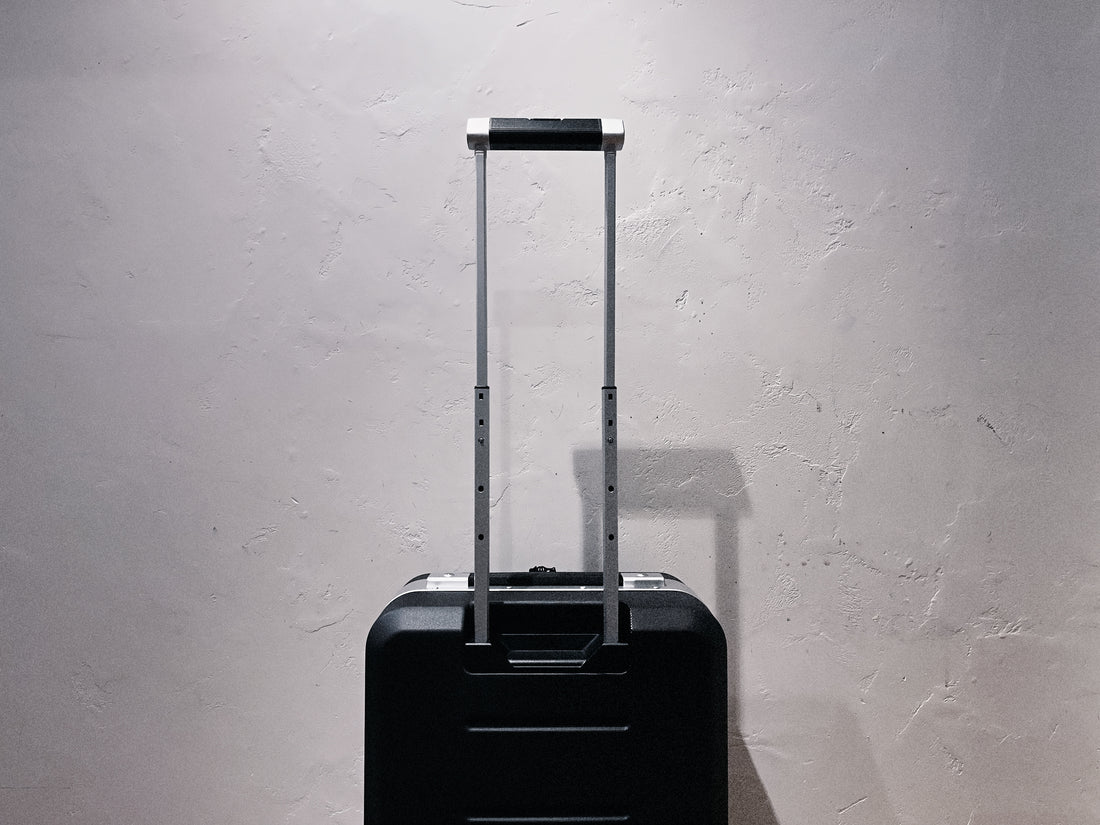 [Db Blog] The new standard in luggage.