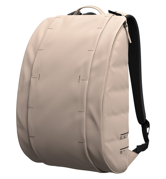 Hugger Base Backpack 15L