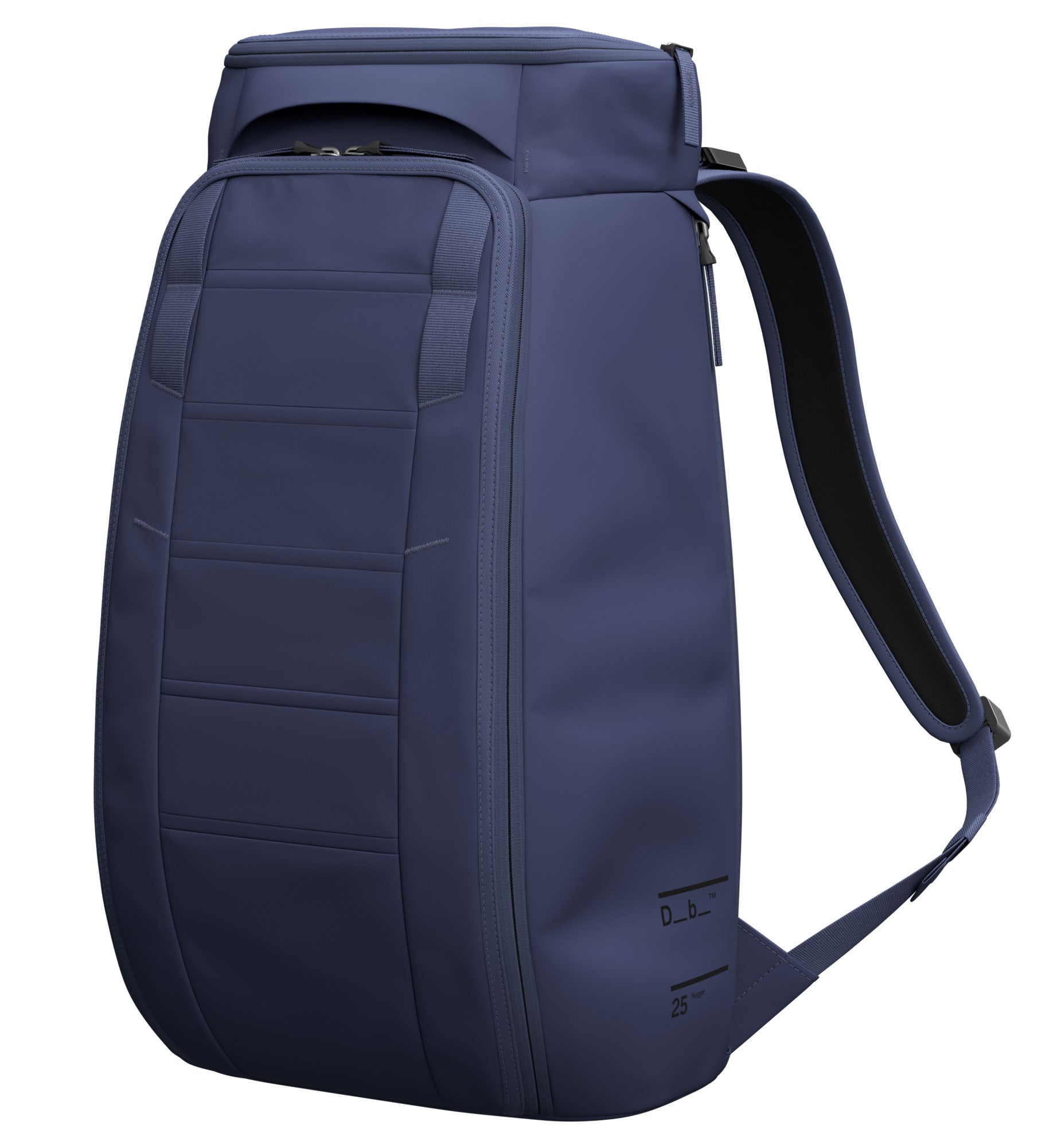 Dbの定番バックパック「Hugger Backpack 25L」の全体画像。旅行やスポーツなど、アクティブなシーンに最適なスタイリッシュな多機能バックパックです。色はBlue Hour