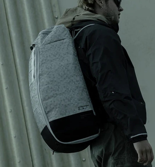 Hugger Bootpack 45L