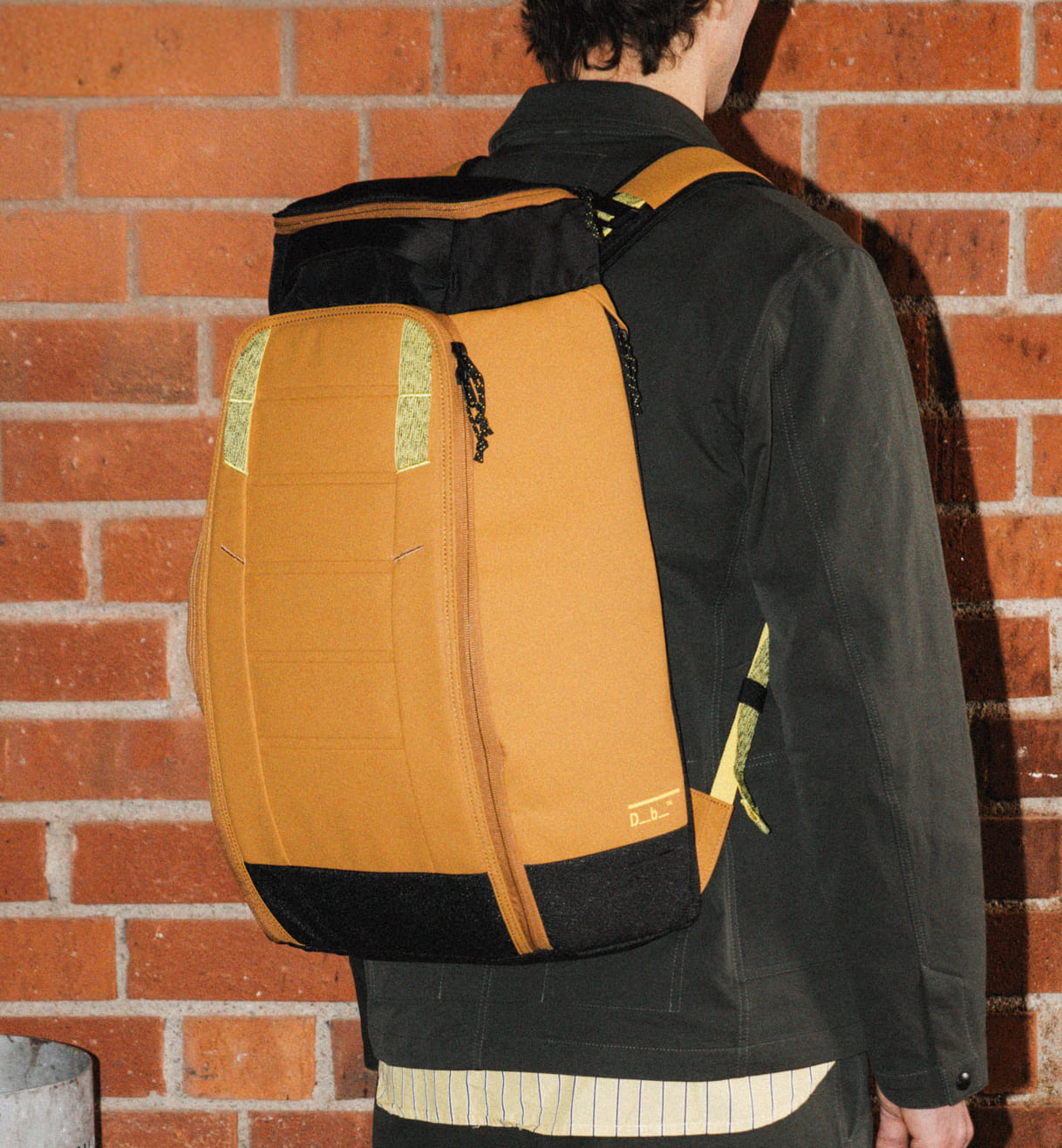 Hugger Backpack 30L Acorn Brown