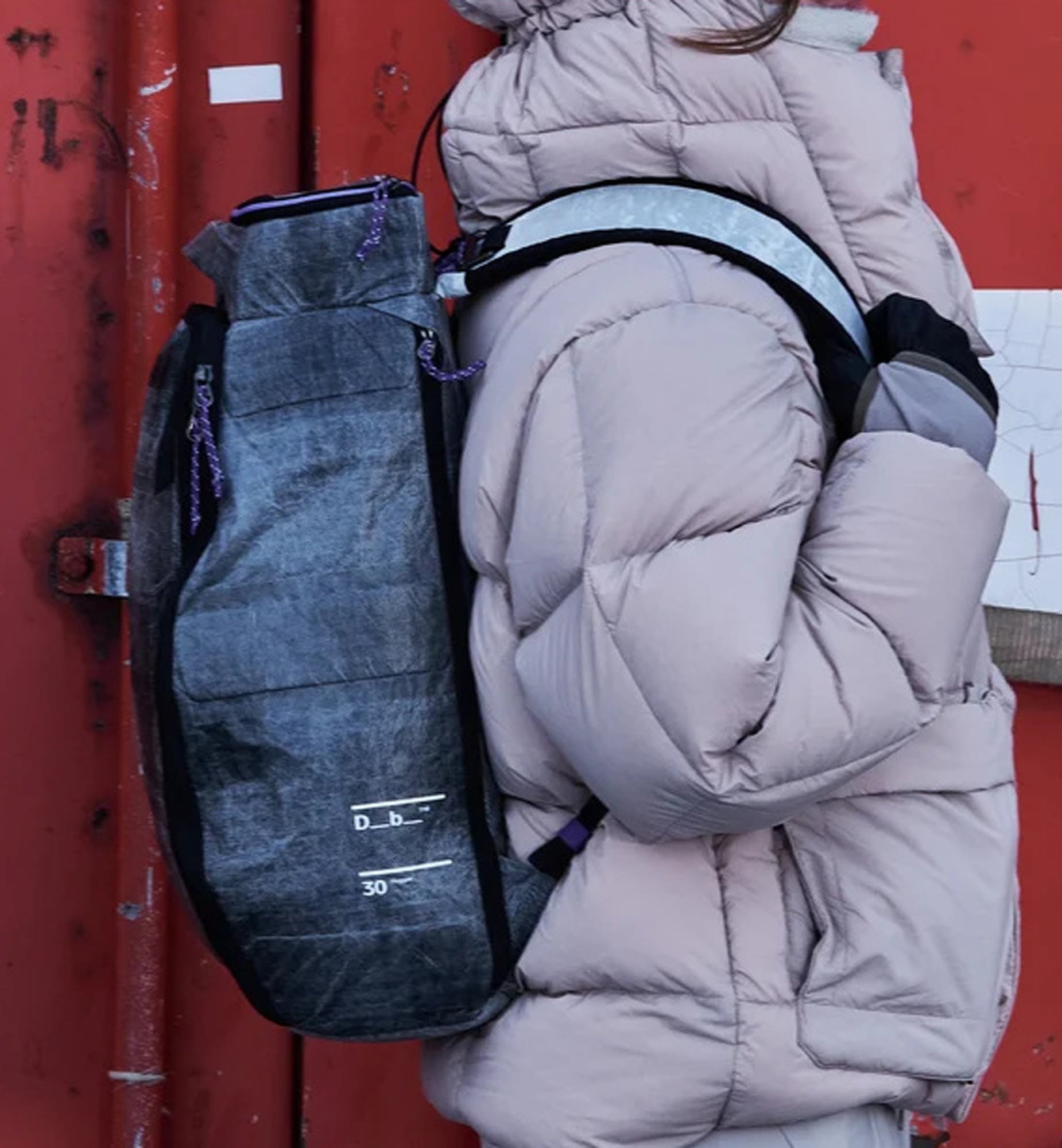 Weigh Lighter Hugger Backpack 30L