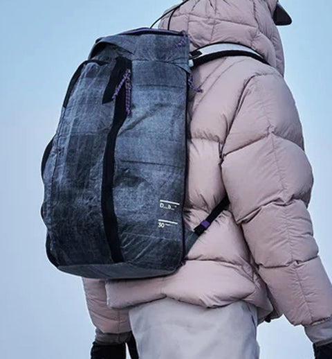 Weigh Lighter Hugger Backpack 30L