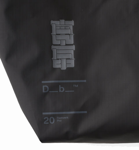 Ramverk Pro Sling Bag 20L (DbTokyo) – UPLNDオンラインストア