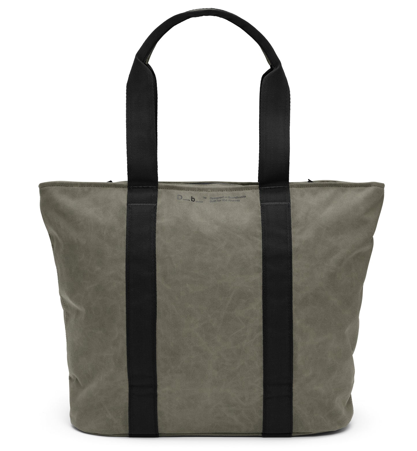 容量20リットルのトートバッグ、Db Essential Tote 20L の商品画像。旅好きやスポーツ好きの大人に向けた、シンプルでスポーティなデザインです。色はForest Green