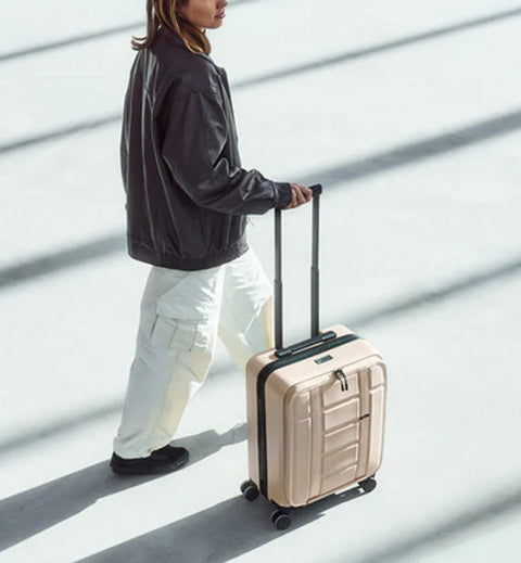 Ramverk Front-access Carry-on