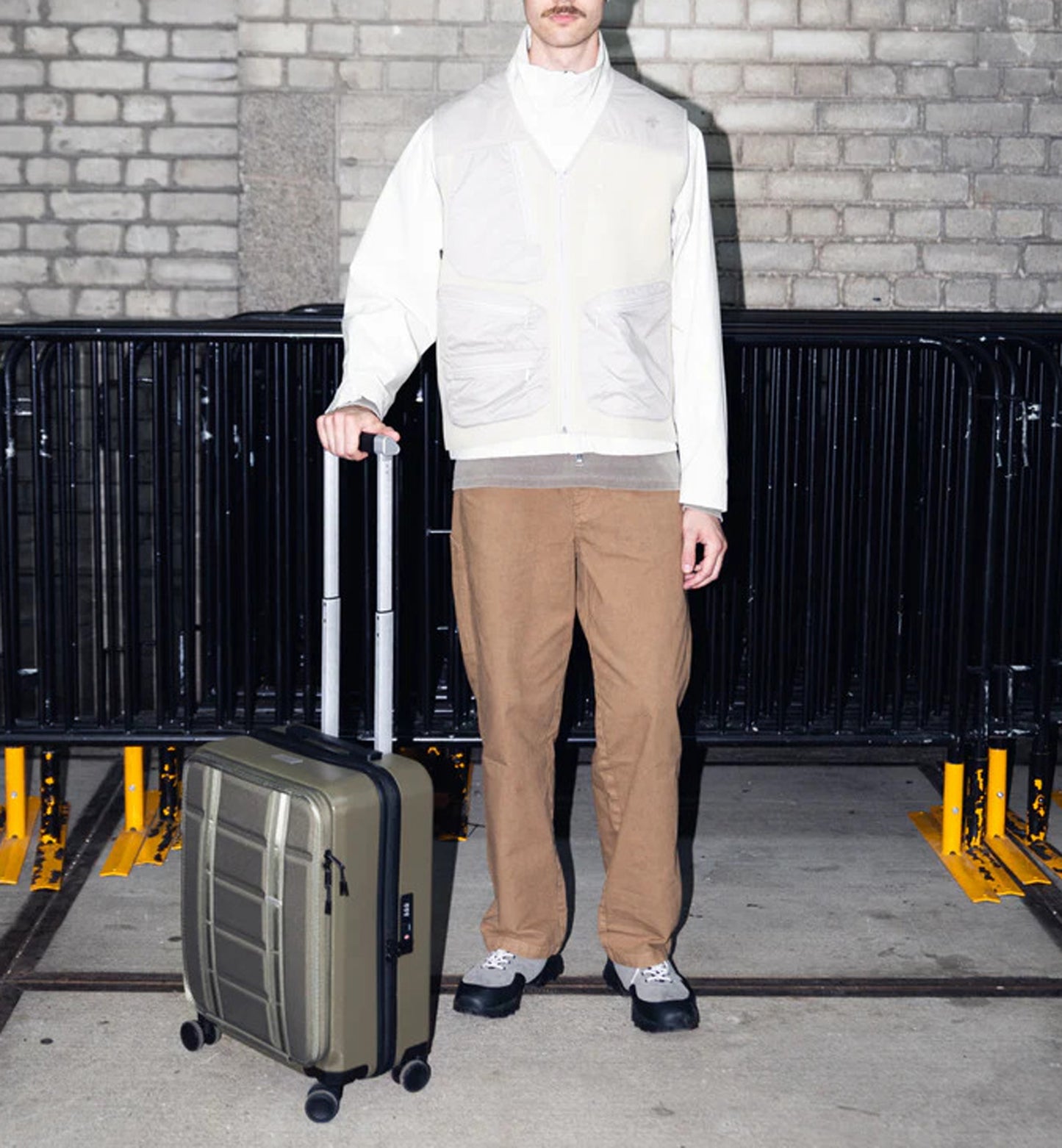 Ramverk Front-access Carry-on