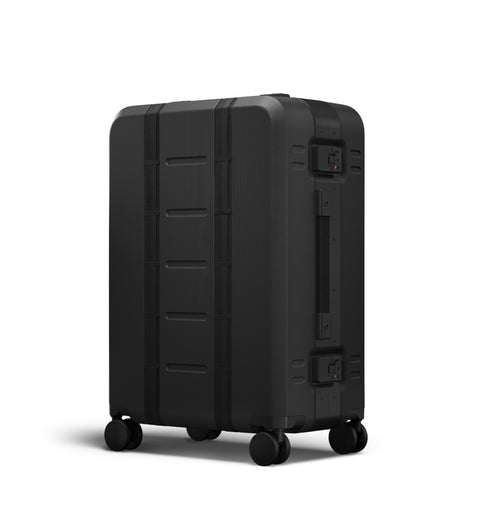 Ramverk Pro Check-in Luggage Medium