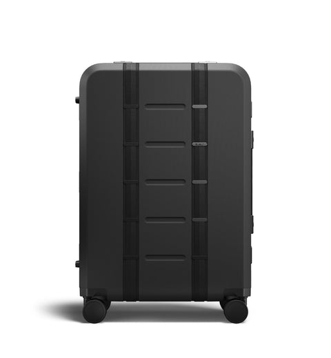 Ramverk Pro Check-in Luggage Medium