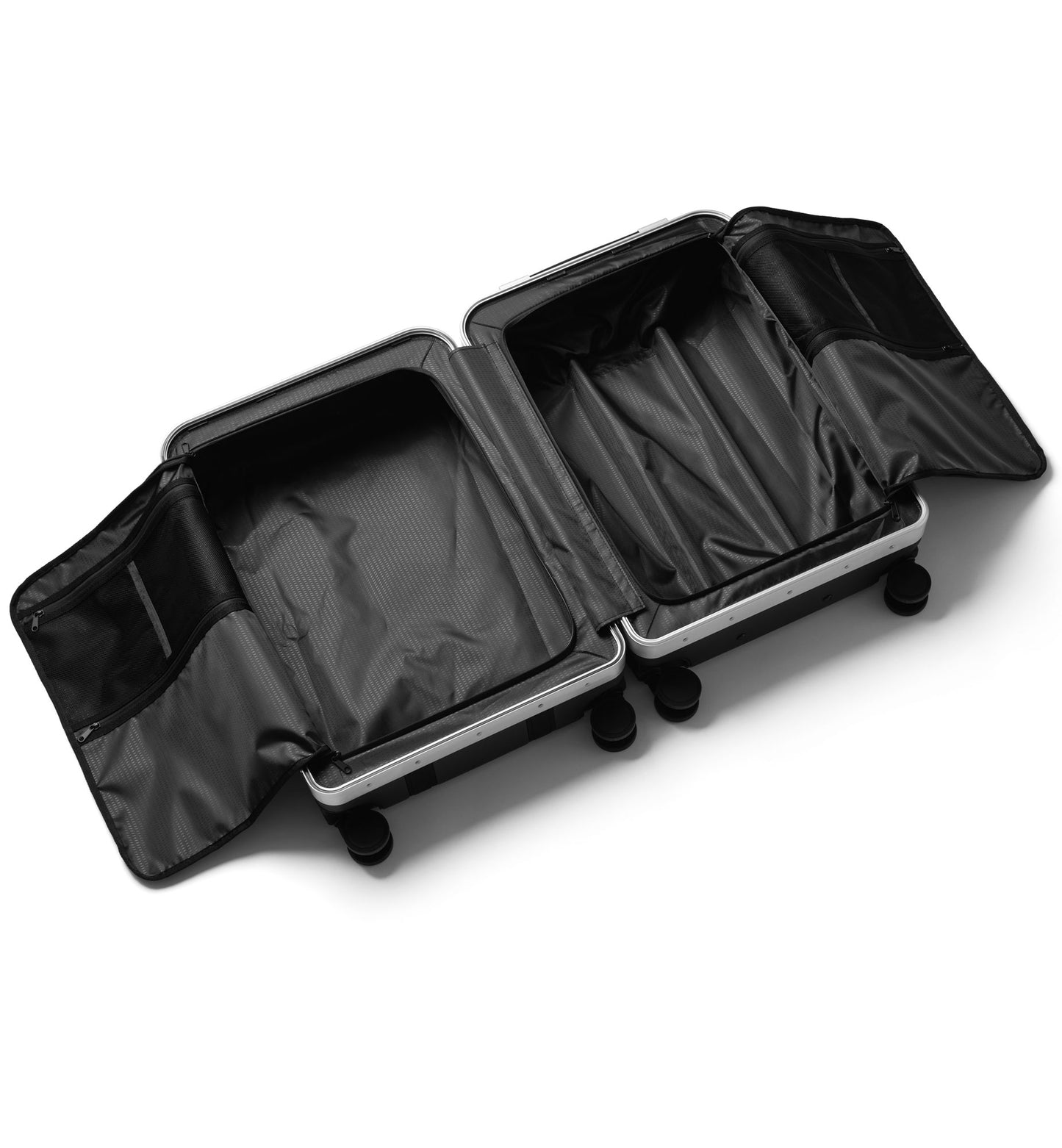 Ramverk Pro Check-in Luggage Medium