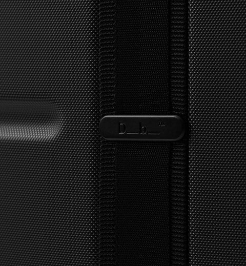 Ramverk Pro Check-in Luggage Medium