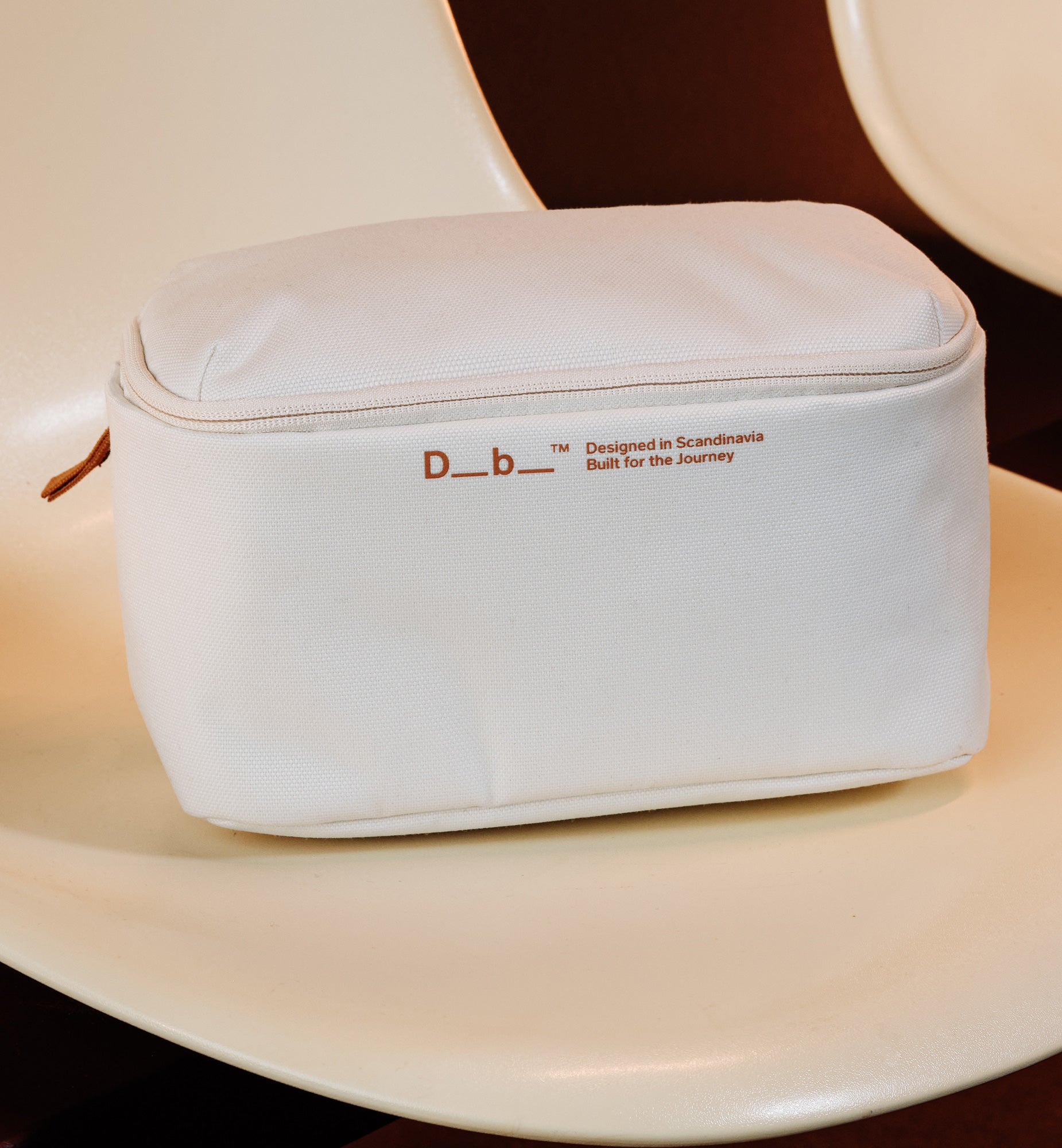 Essential Washbag S