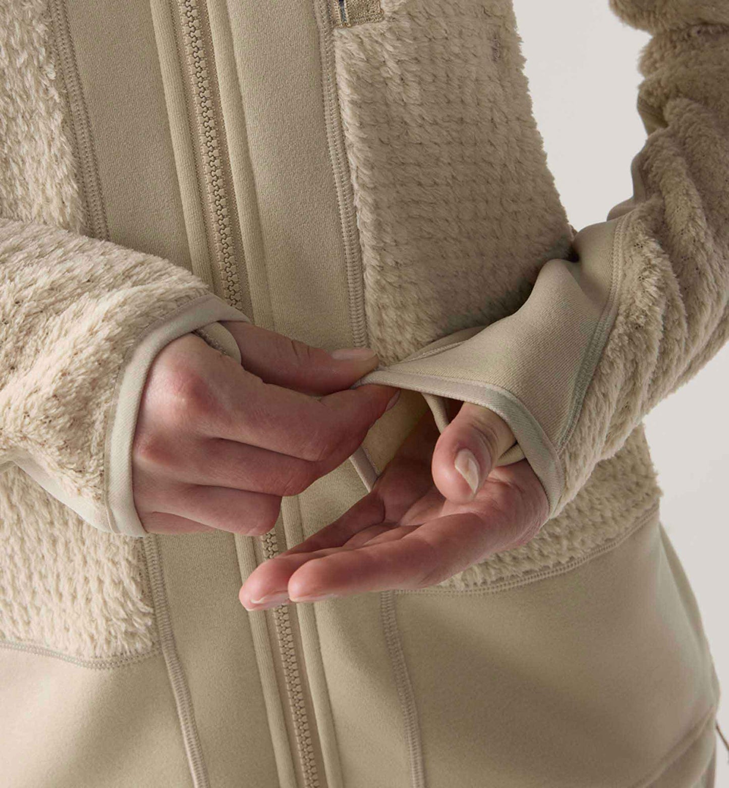Vassi Mid Hood Women