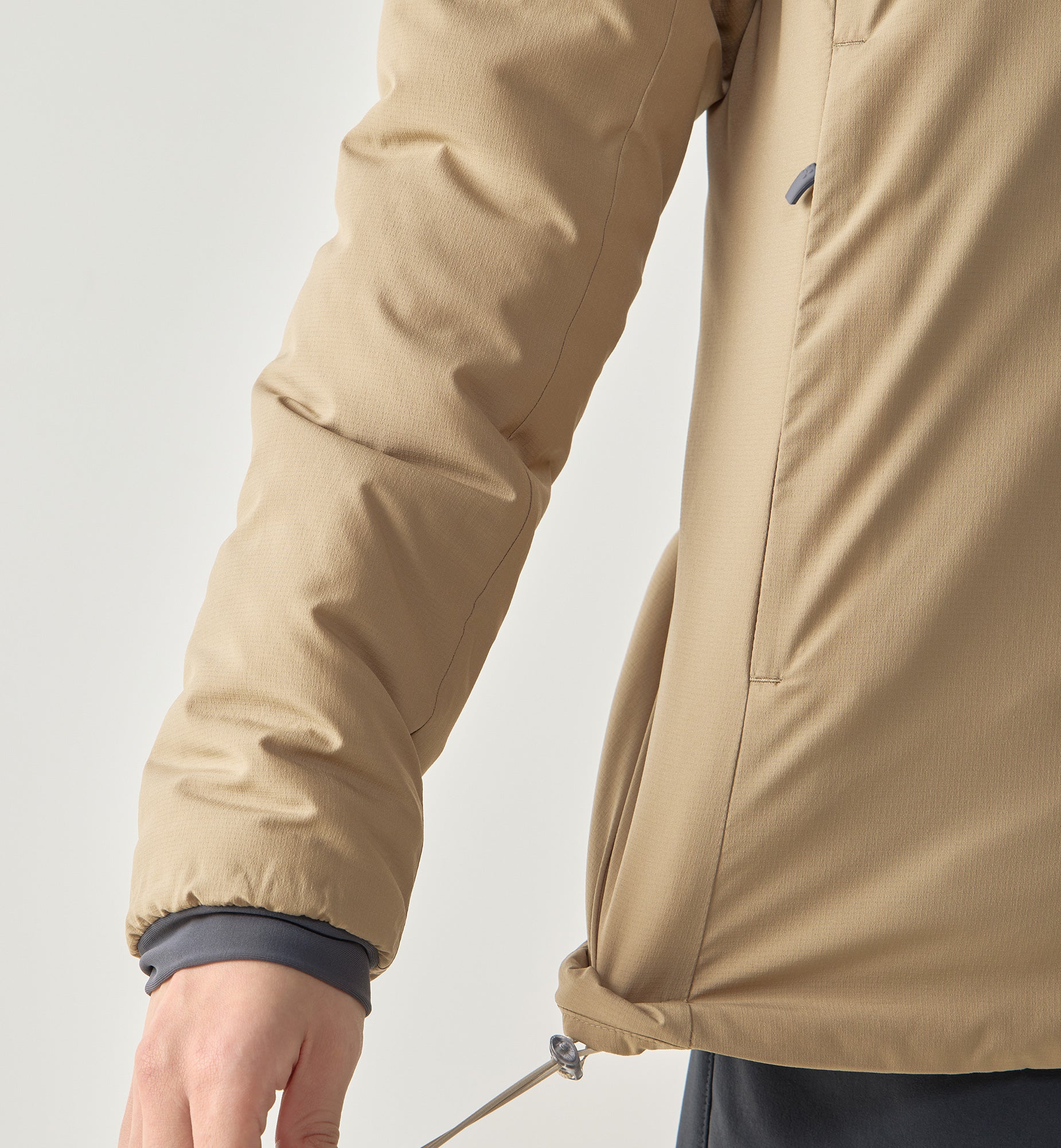 Mimic Alert Hood Women