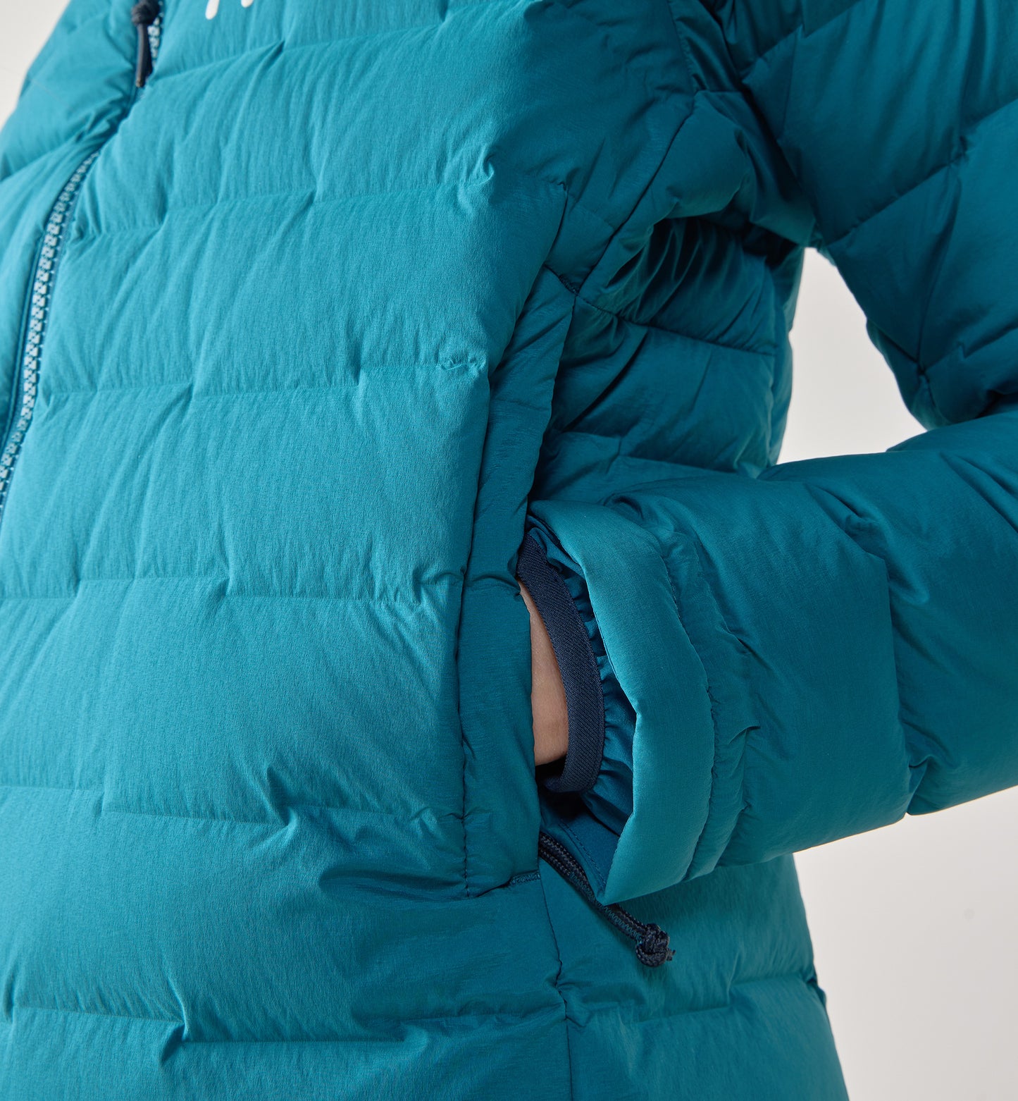 Spitz Down Hood Women