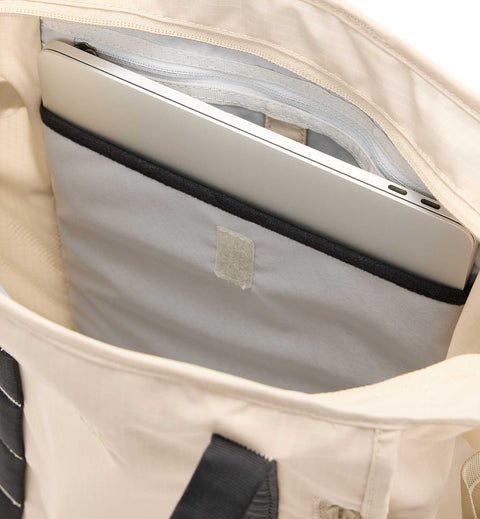 Tight Tote 25