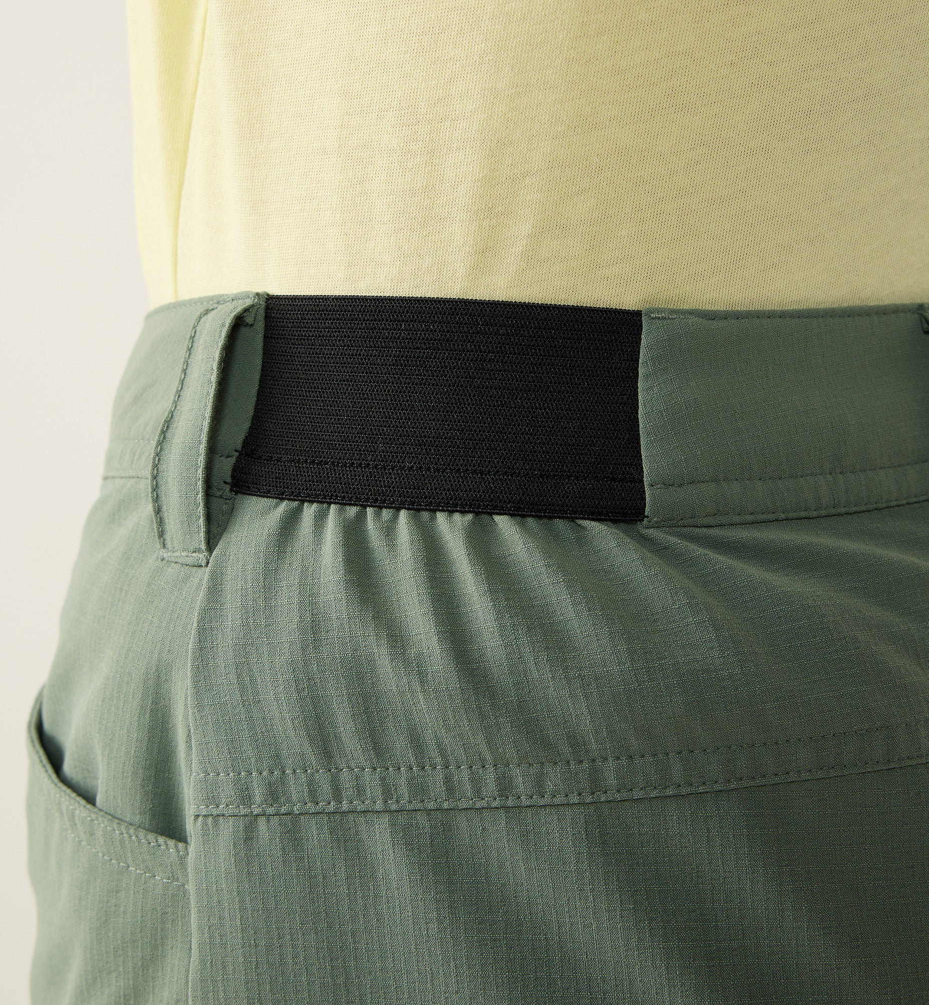 Korp Lite Shorts Women