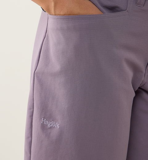 Korp Lite Shorts Women