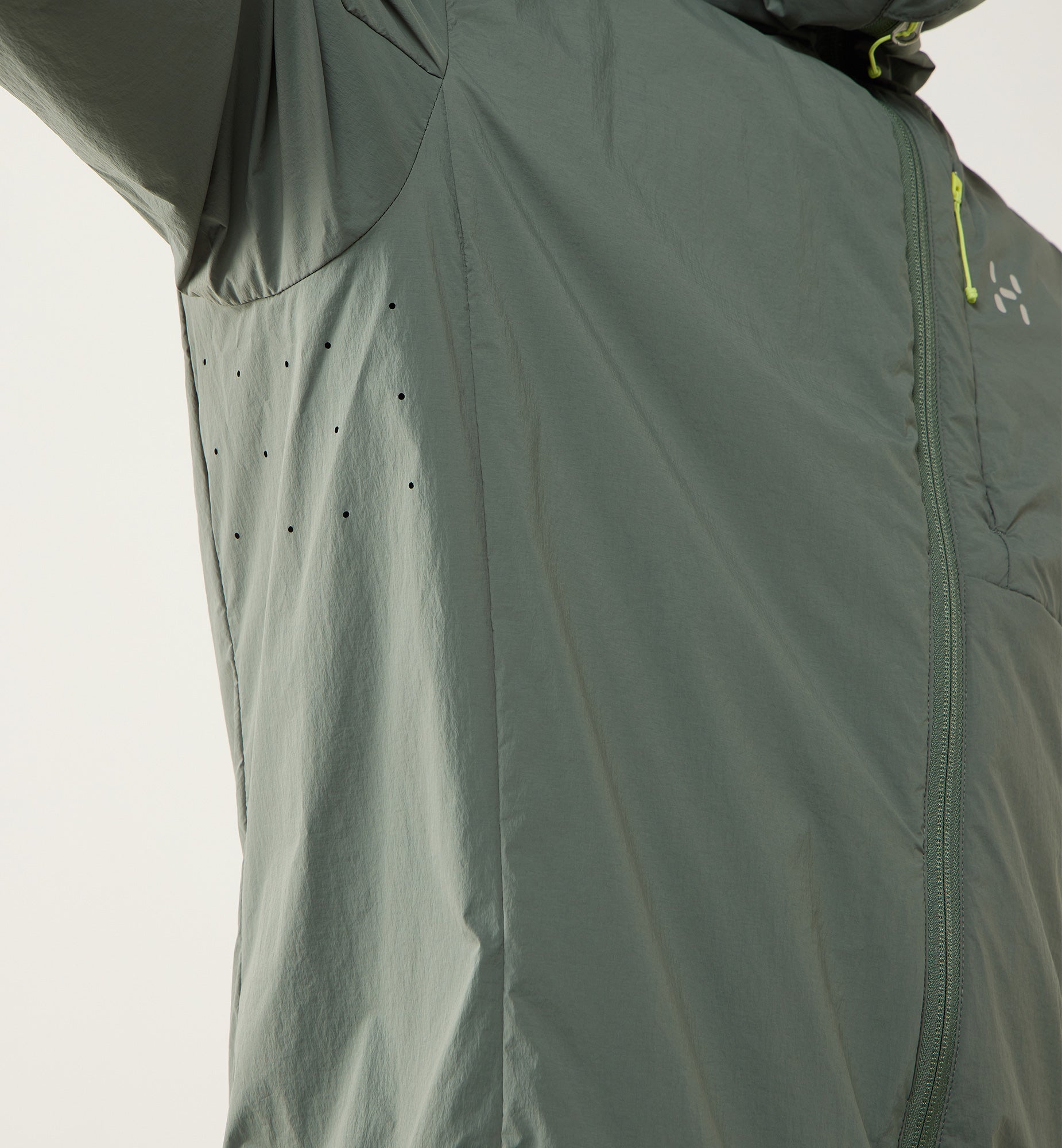 L.I.M Mimic Barrier Hood Men