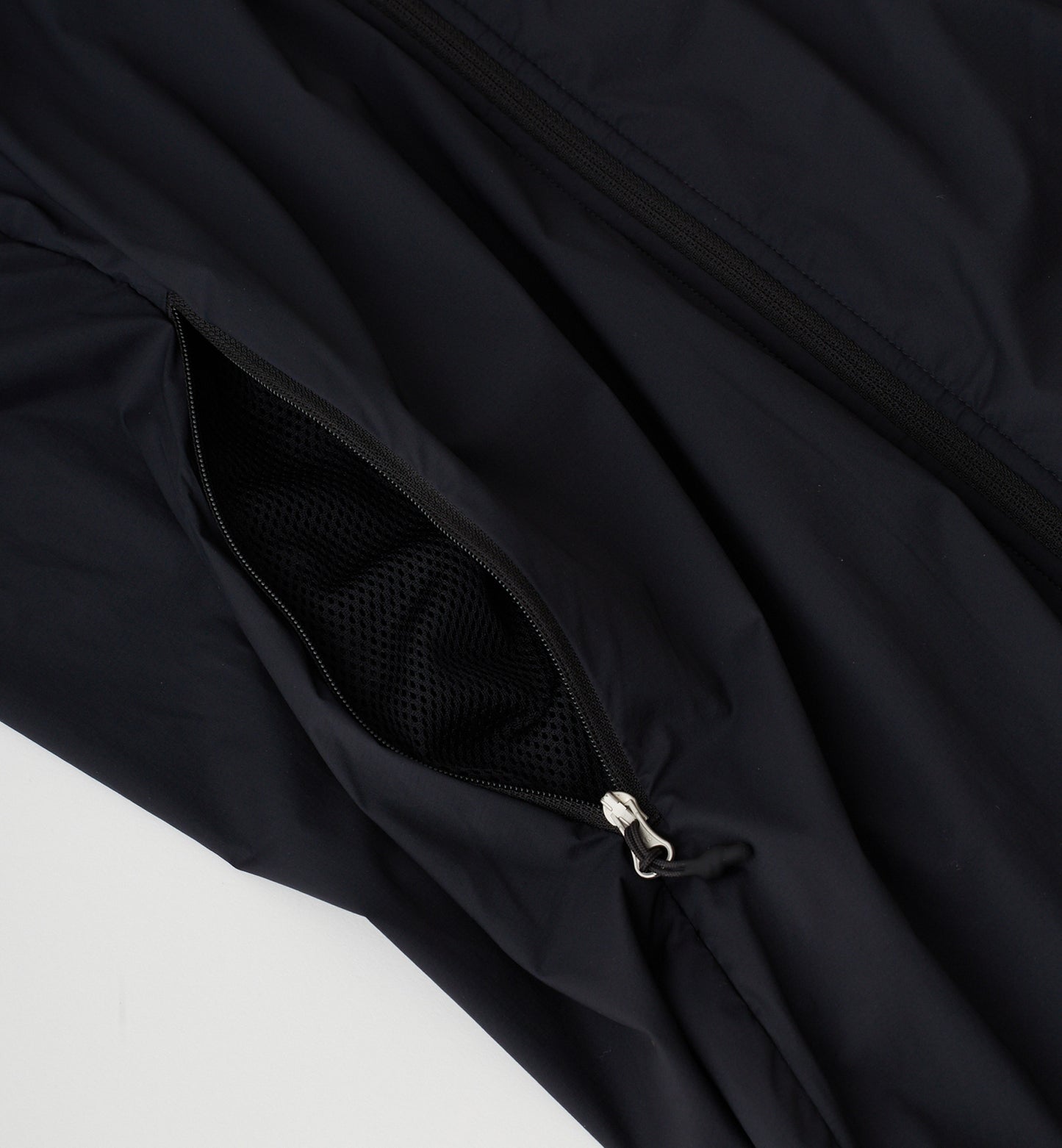 LO L.I.M Alpha II Hood Men