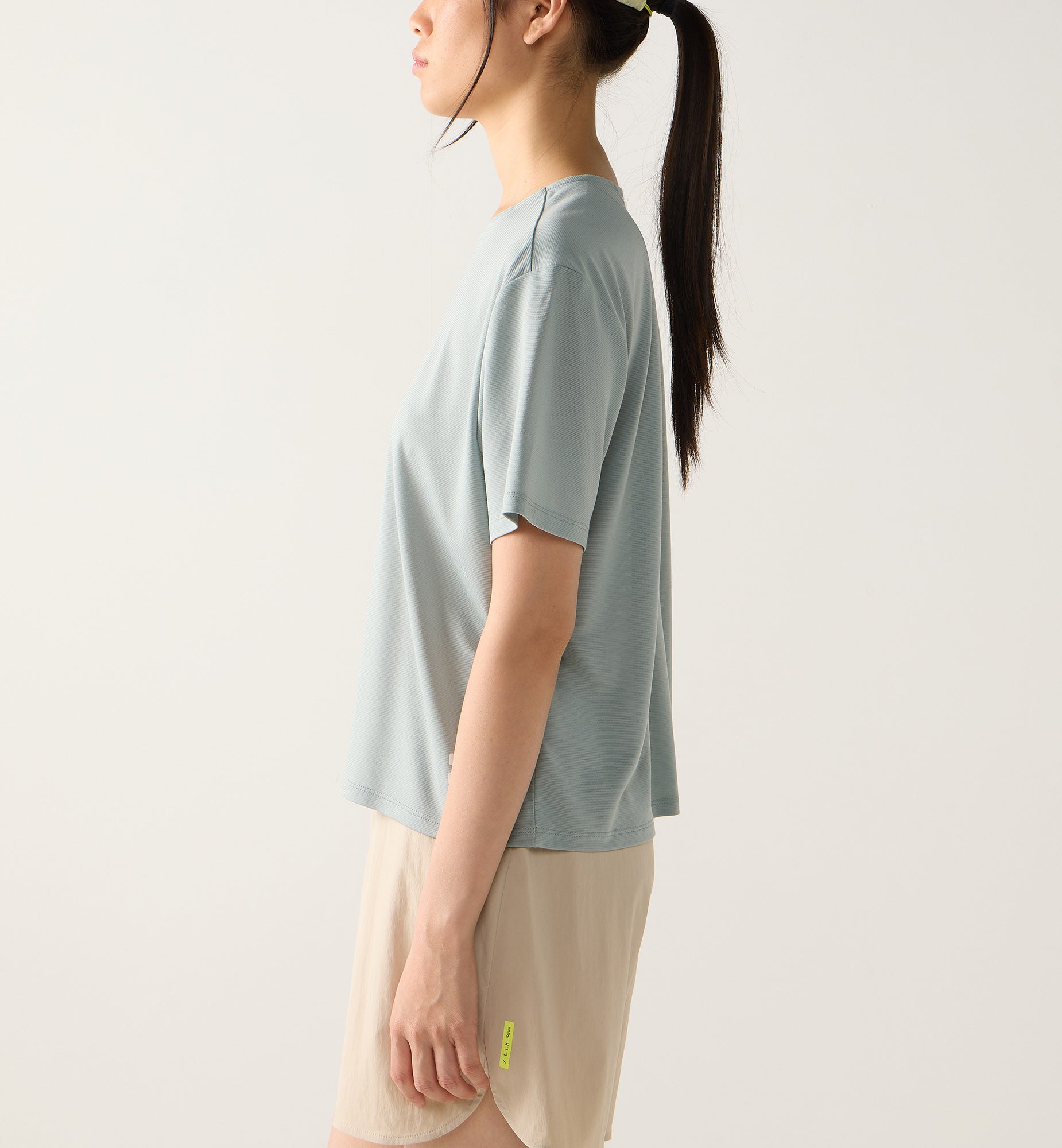 L.I.M Delta Crop Tee Women