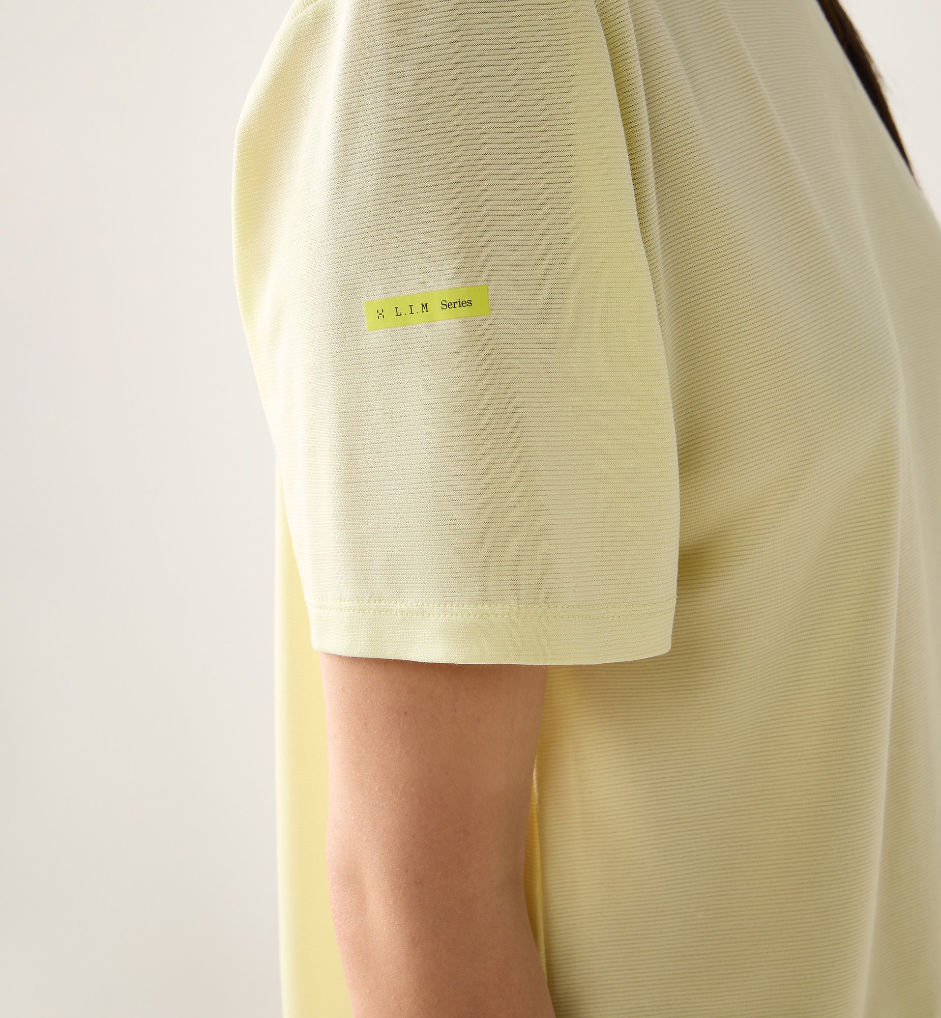 L.I.M Delta Crop Tee Women