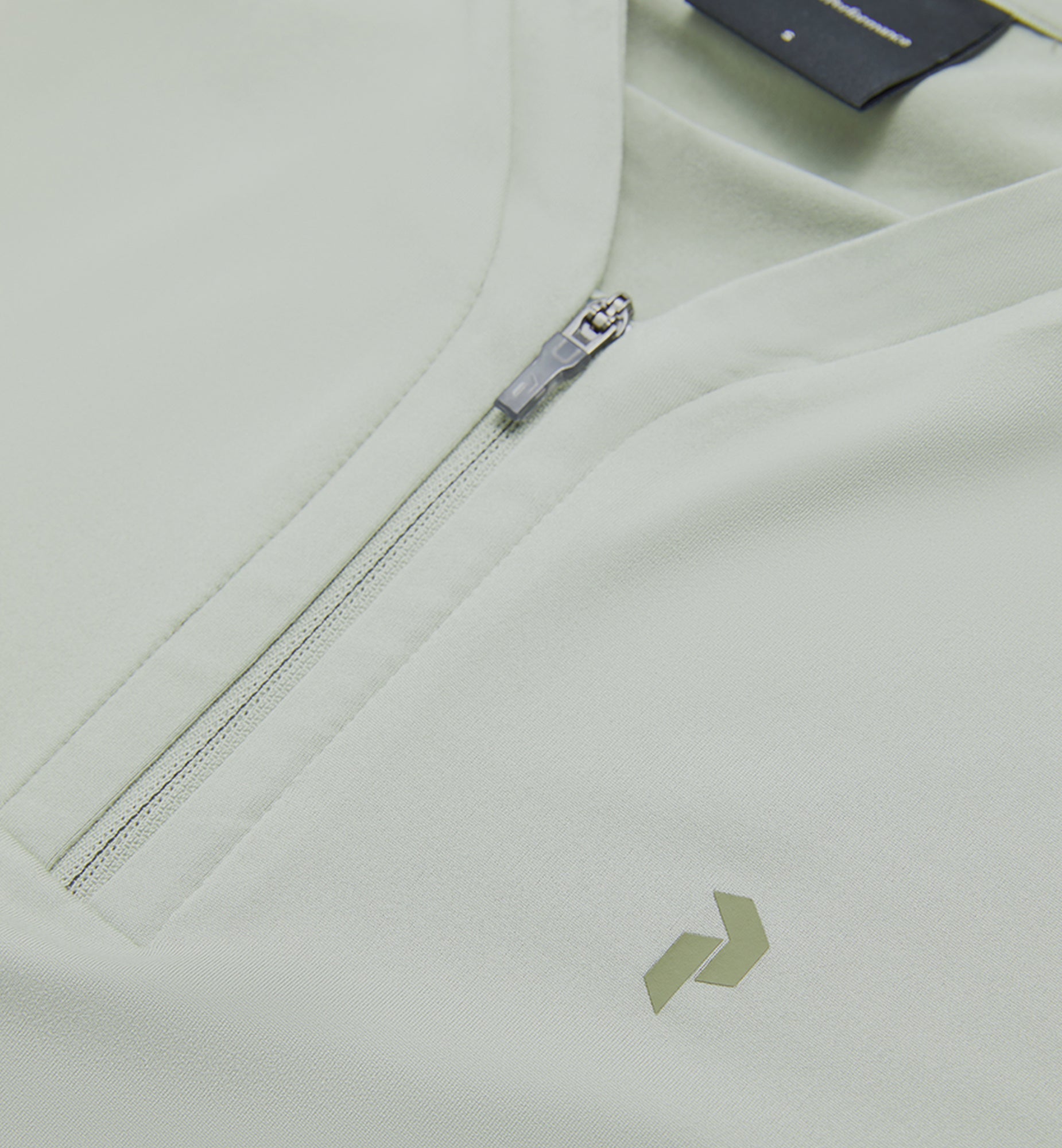 W Turf Zip SS Top