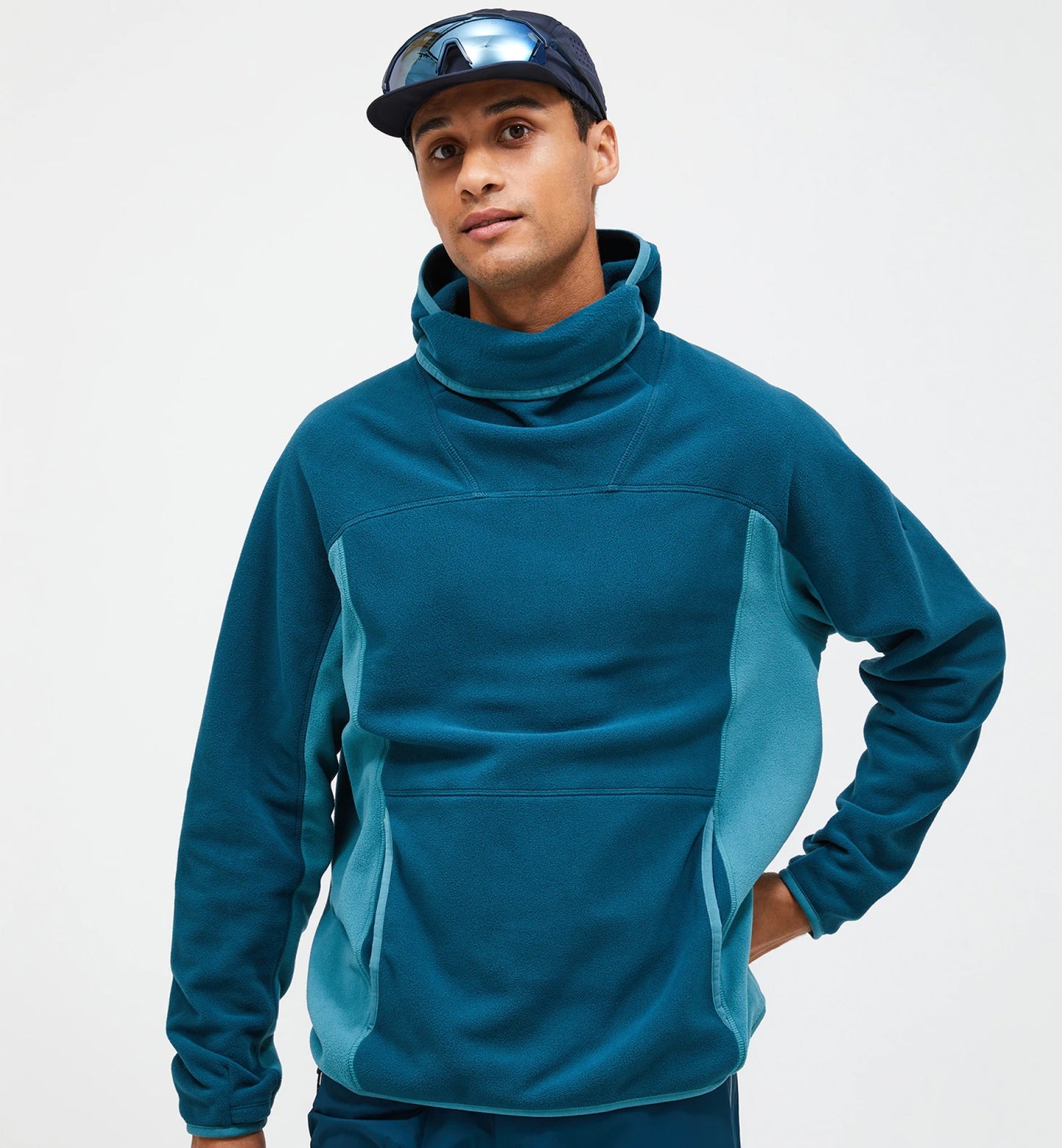 M Treeline Fleece Hood