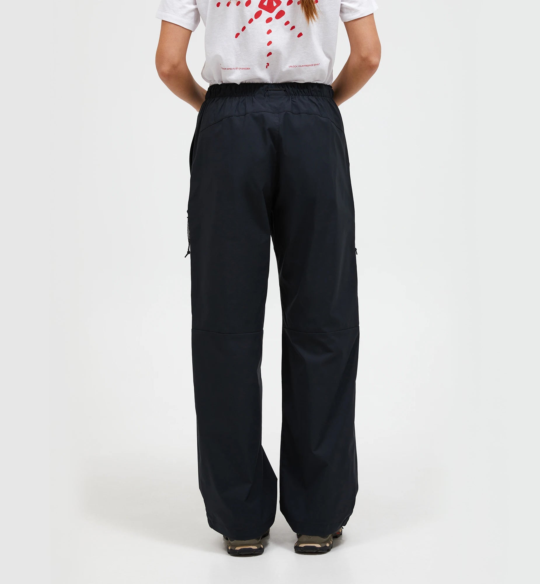 W Outdoor Cargo Pants