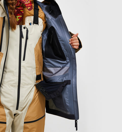 W Vertical Gore-Tex Pro Jacket