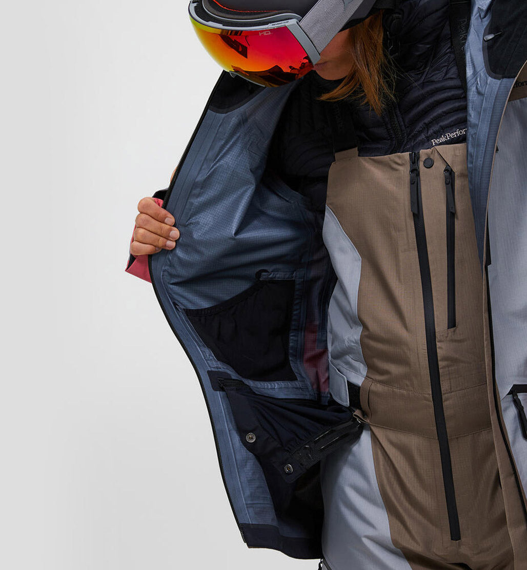 W Vertical Gore-Tex Pro Jacket